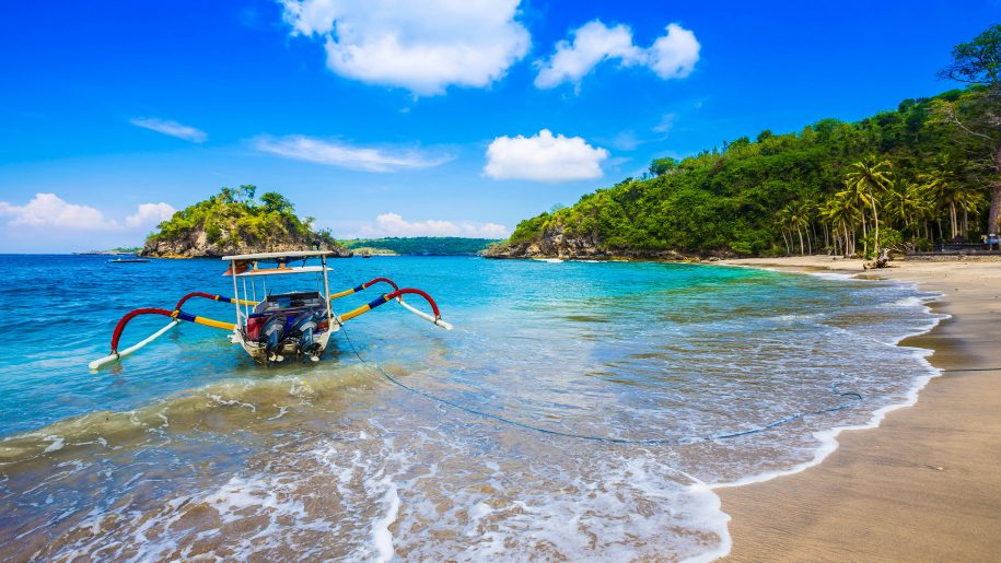 Pesona Pantai Jungut Batu, Liburan Seru di Nusa Lembongan Pesona Pantai Jungut Batu, Liburan Seru di Nusa Lembongan