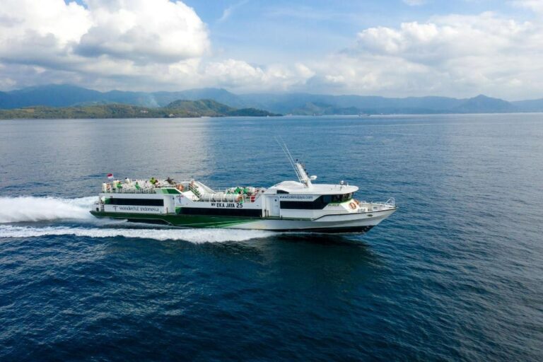 Harga Tiket Kapal Cepat Atau Fast Boat Ke Senggigi Dari Padangbai Bali ...