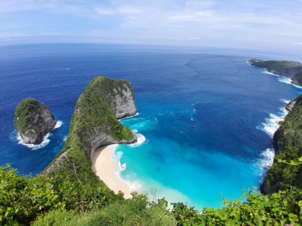 West Nusa Penida Private Day Tour with Lunch & Afternoon Tea – Meet at Sanur Harbor